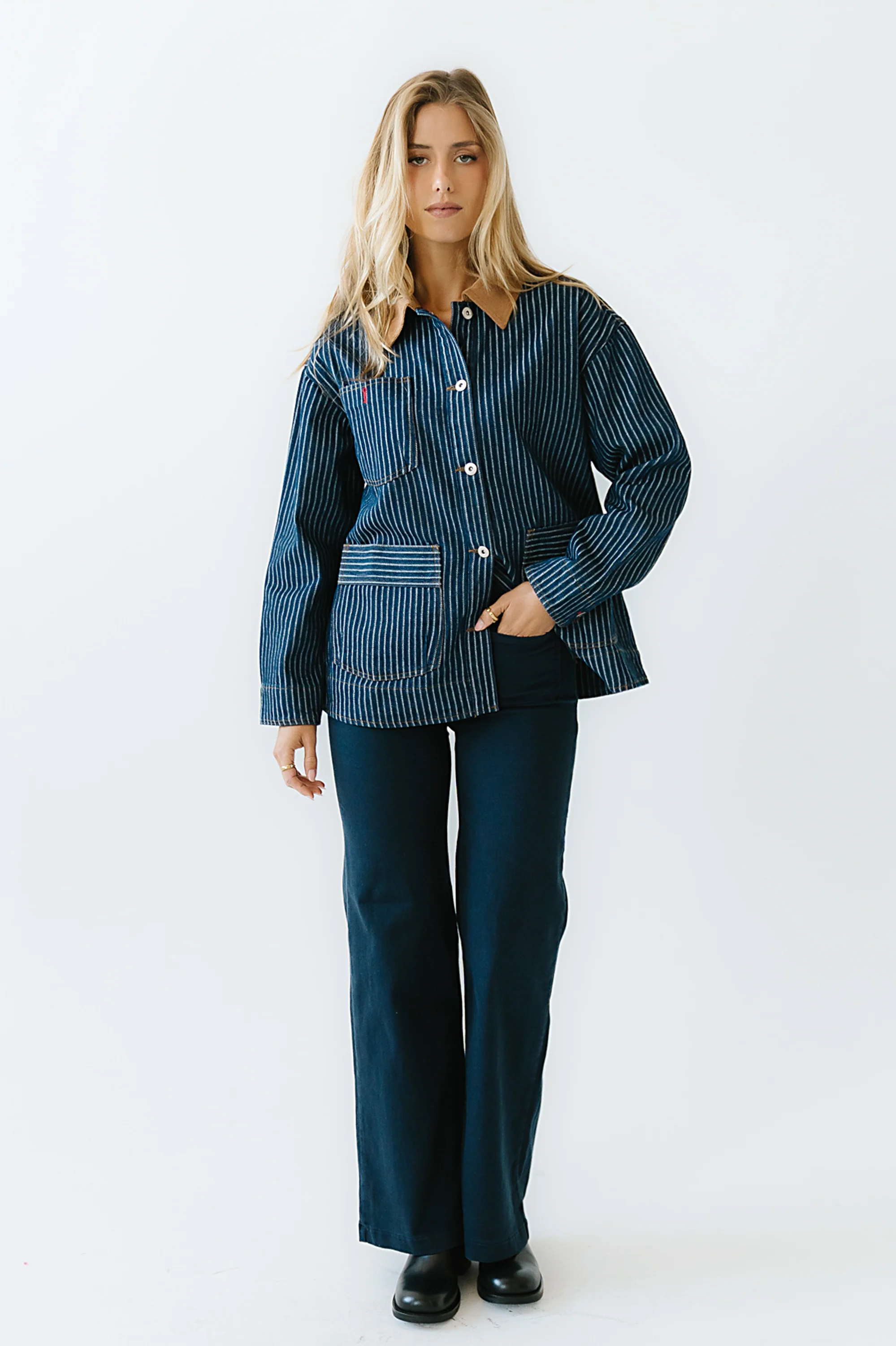 Natasha Wide Leg Jeans in Navy - Image 3