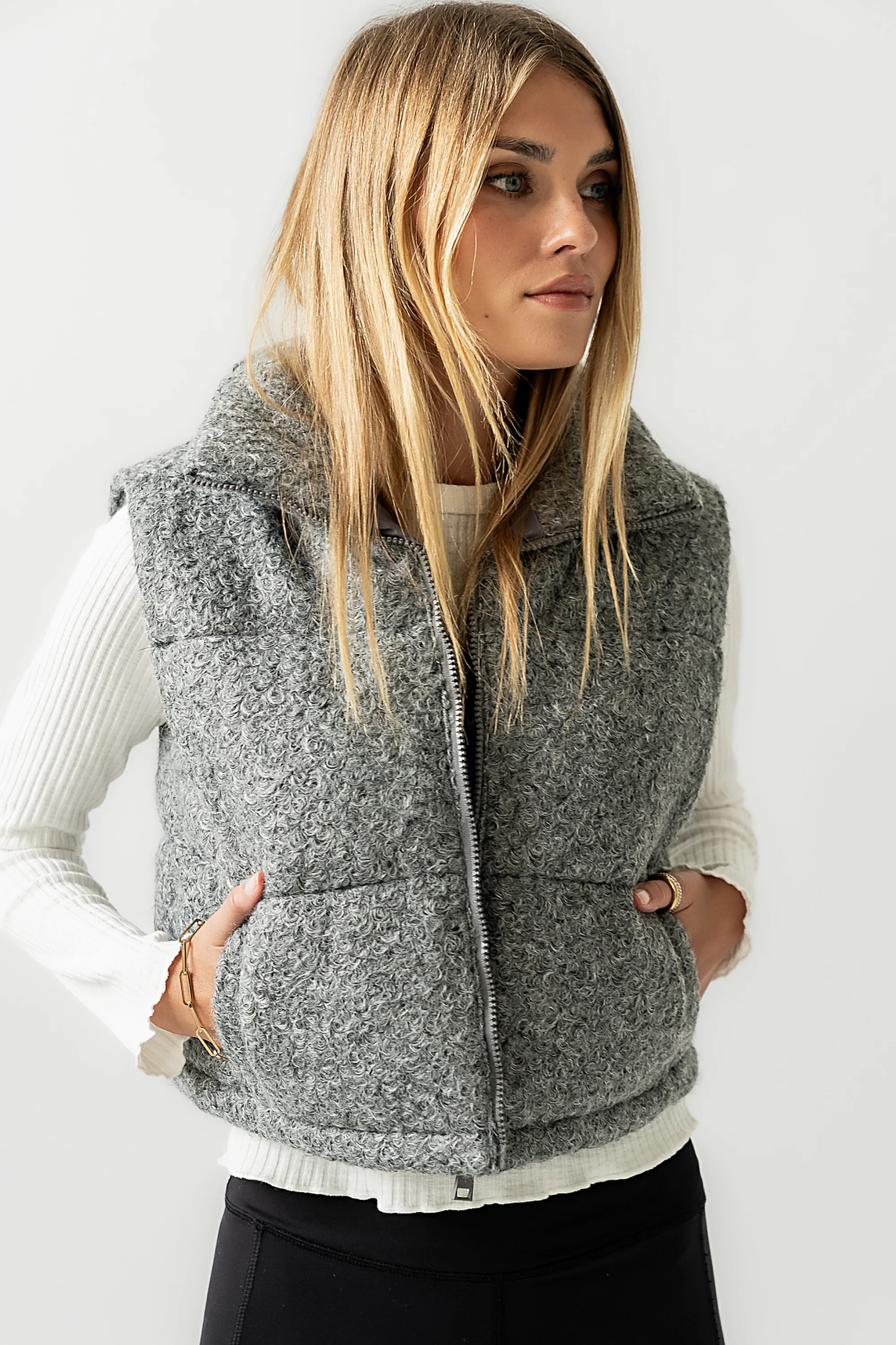 Nolan Puffer Vest in Grey - FINAL SALE - Image 3