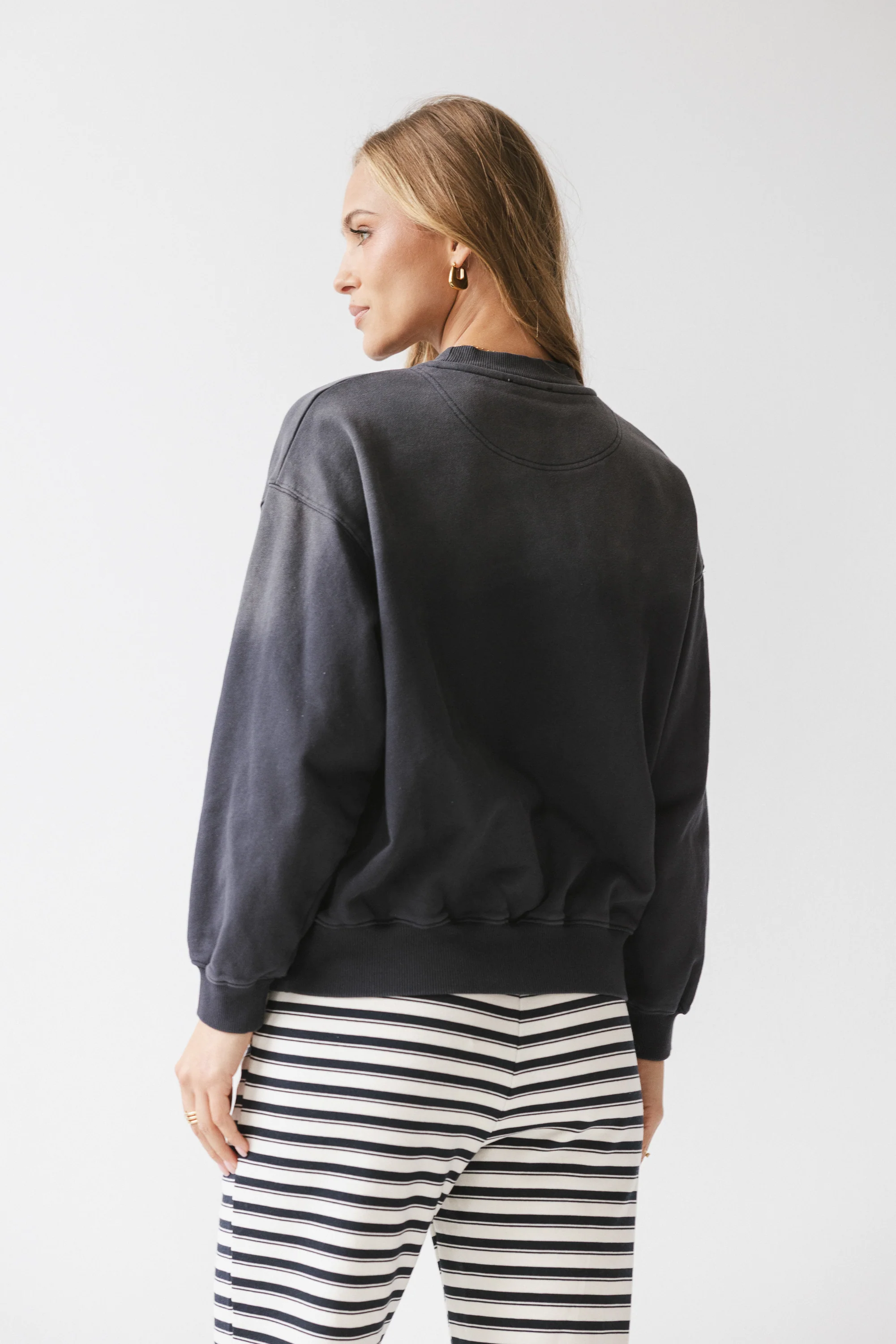 Nori Oversized Sweatshirt - Image 6
