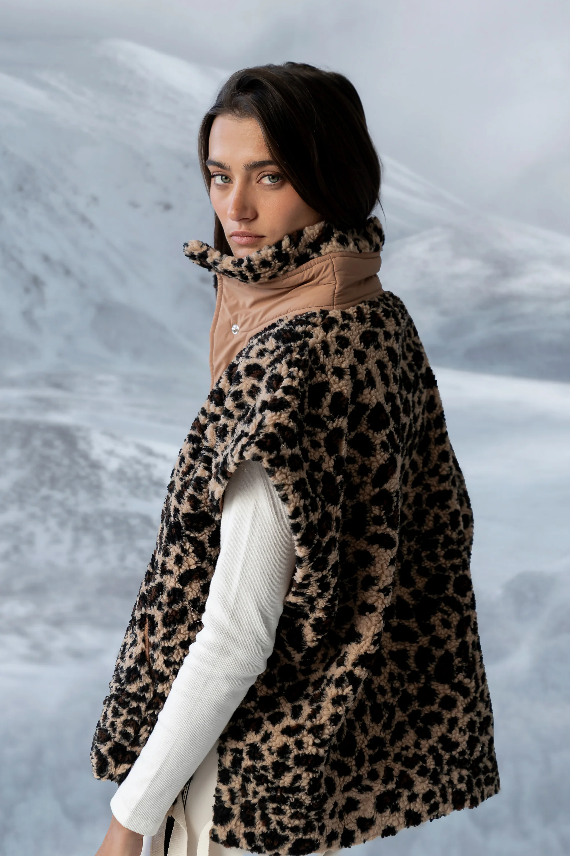 Pennie Leopard Sherpa Vest - FINAL SALE - Image 4