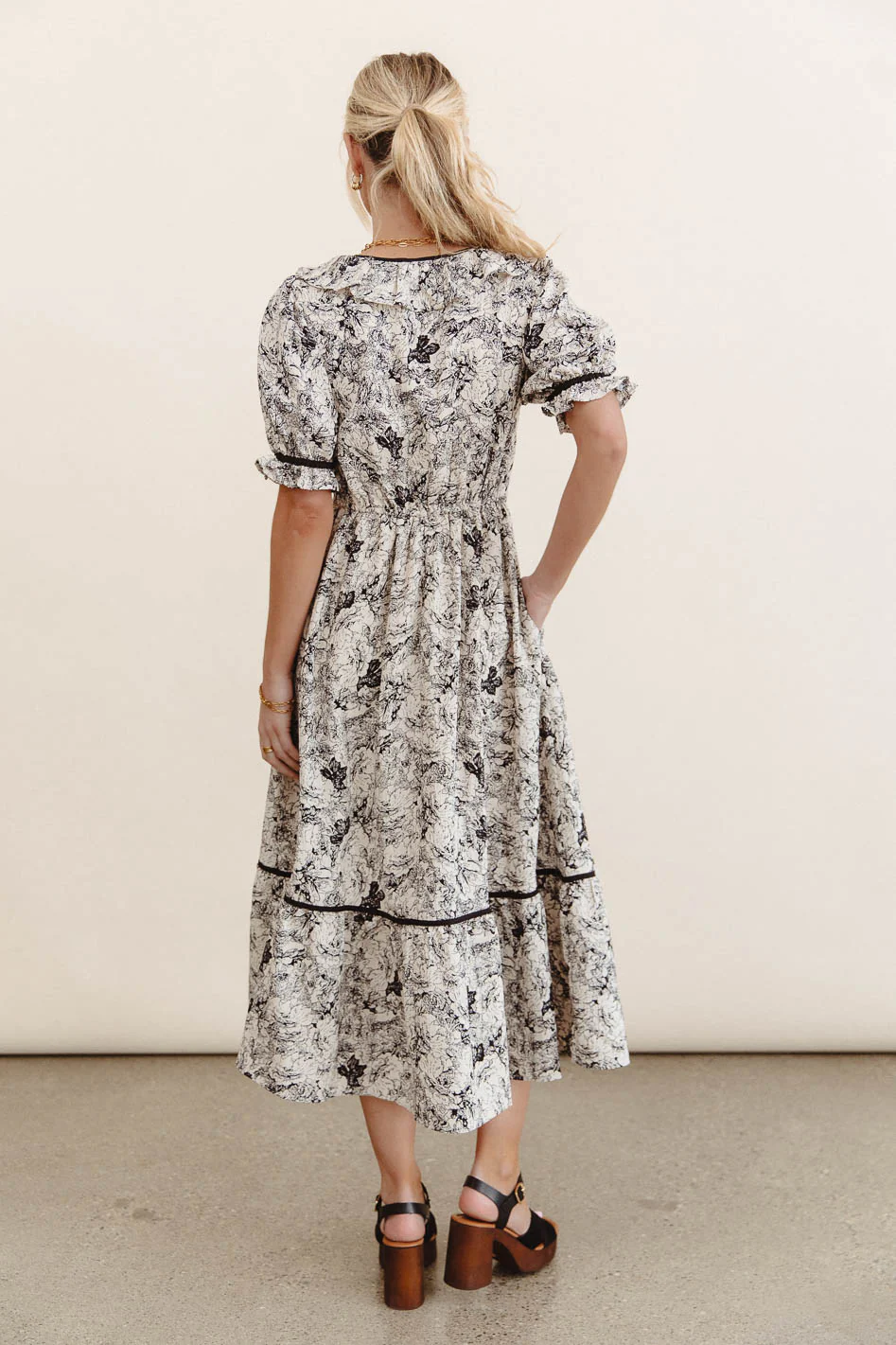 Petra Floral Midi Dress - Image 3