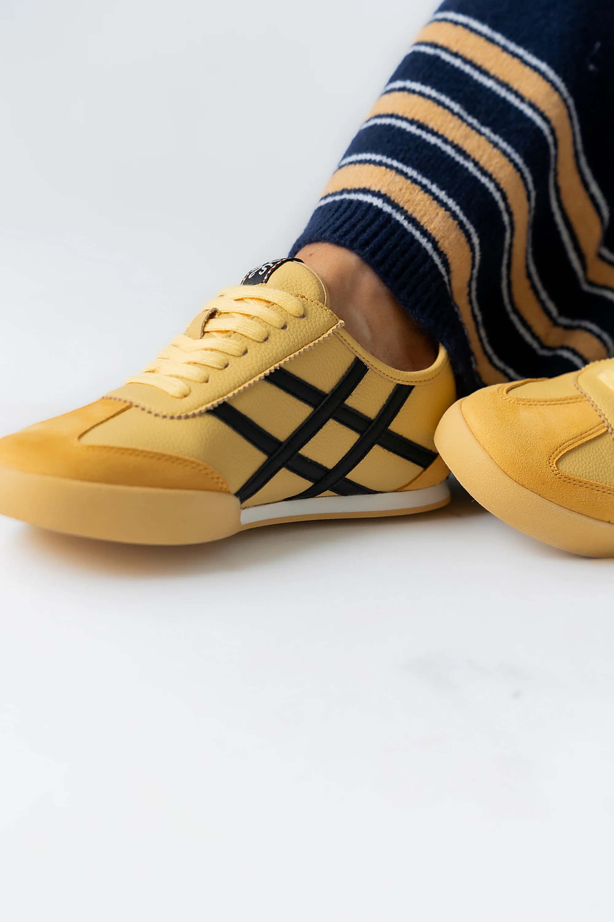 Polly Sneakers in Yellow - Image 4