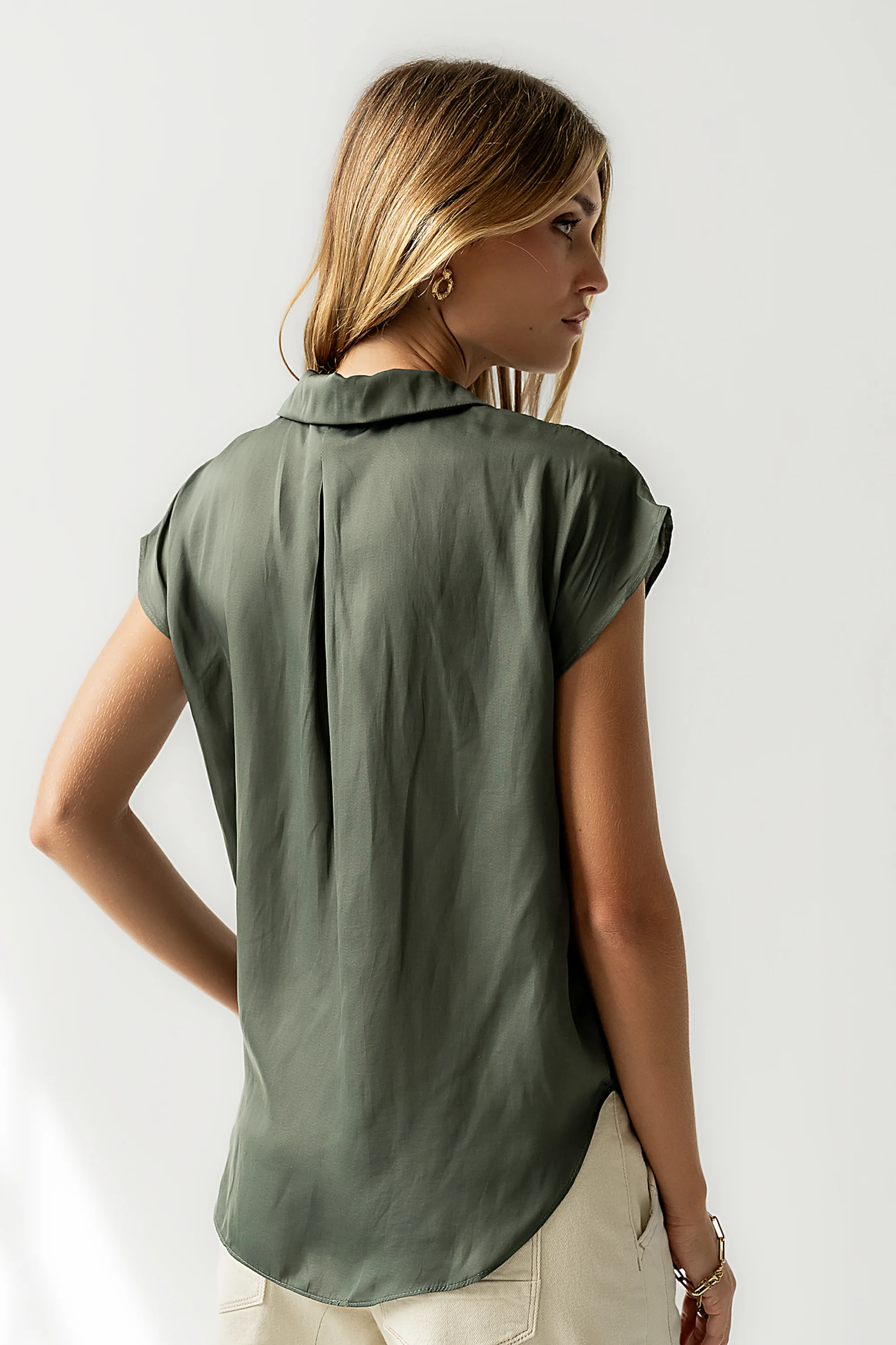 Poppy Collared Blouse in Green - FINAL SALE - Image 9