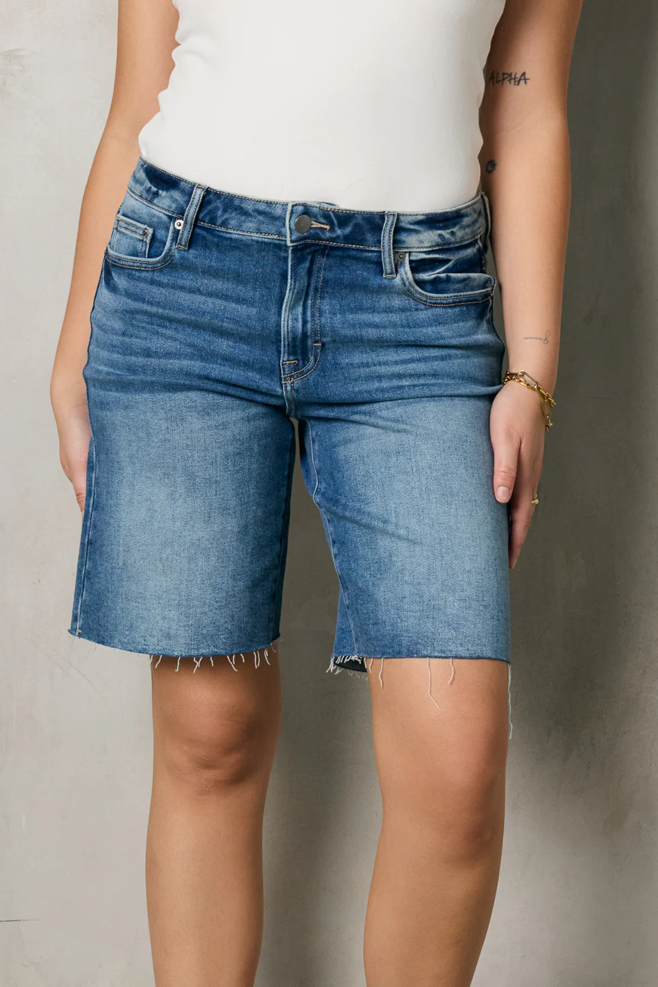Rebecca Bermuda Shorts in Medium Wash - Image 10