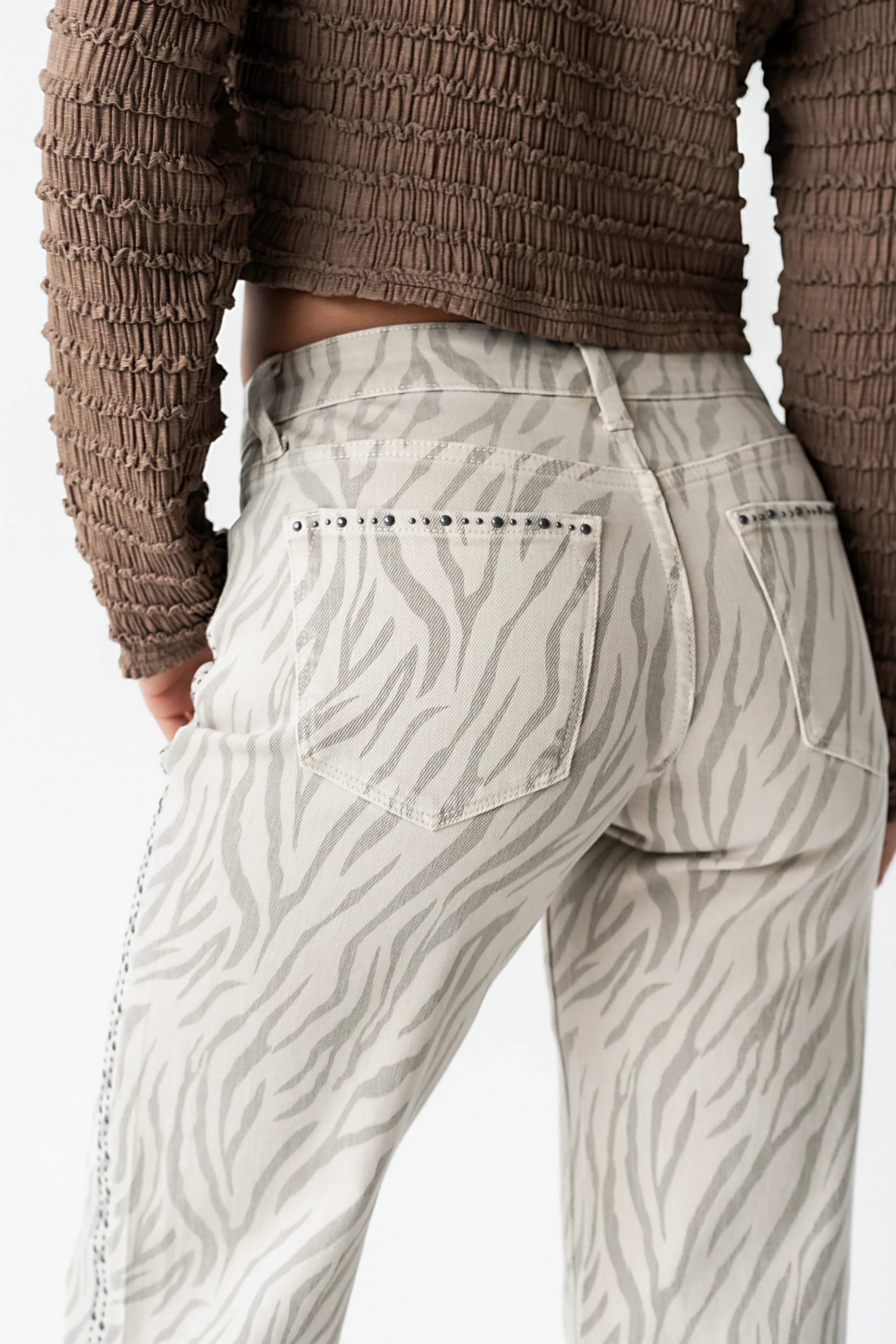 Rony Straight Leg Jeans - Image 8
