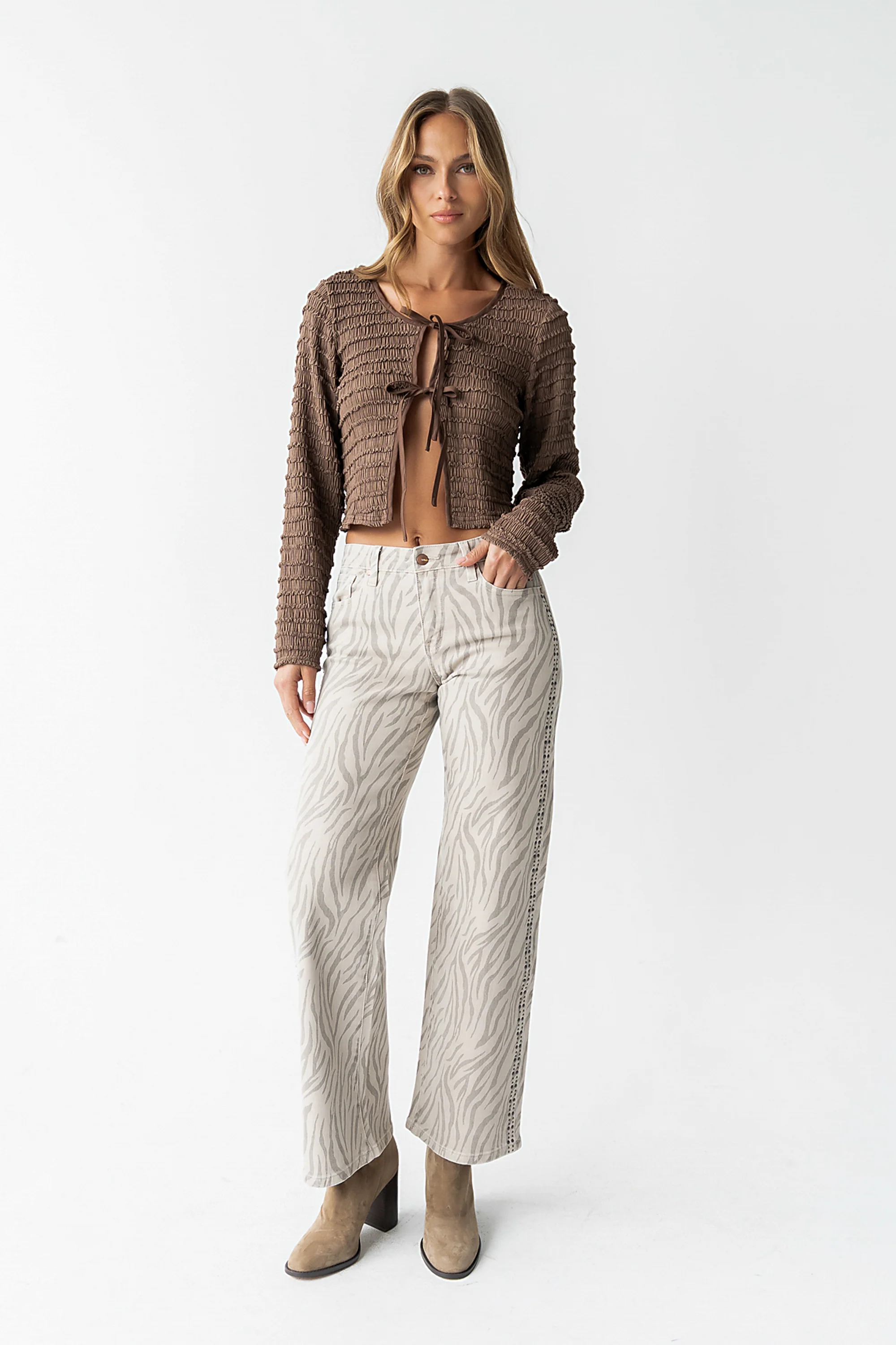 Rony Straight Leg Jeans - Image 9