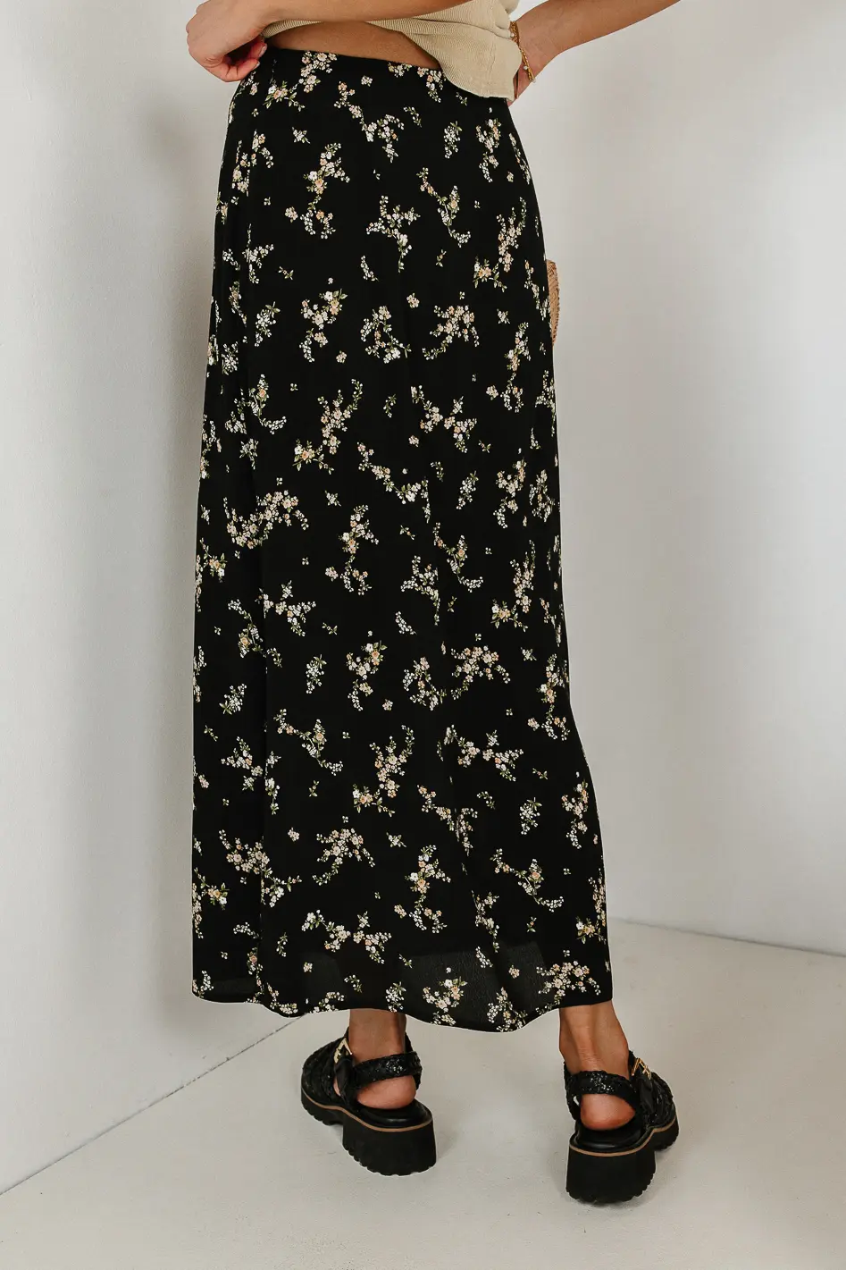 Rory Floral Skirt in Black - FINAL SALE - Image 4