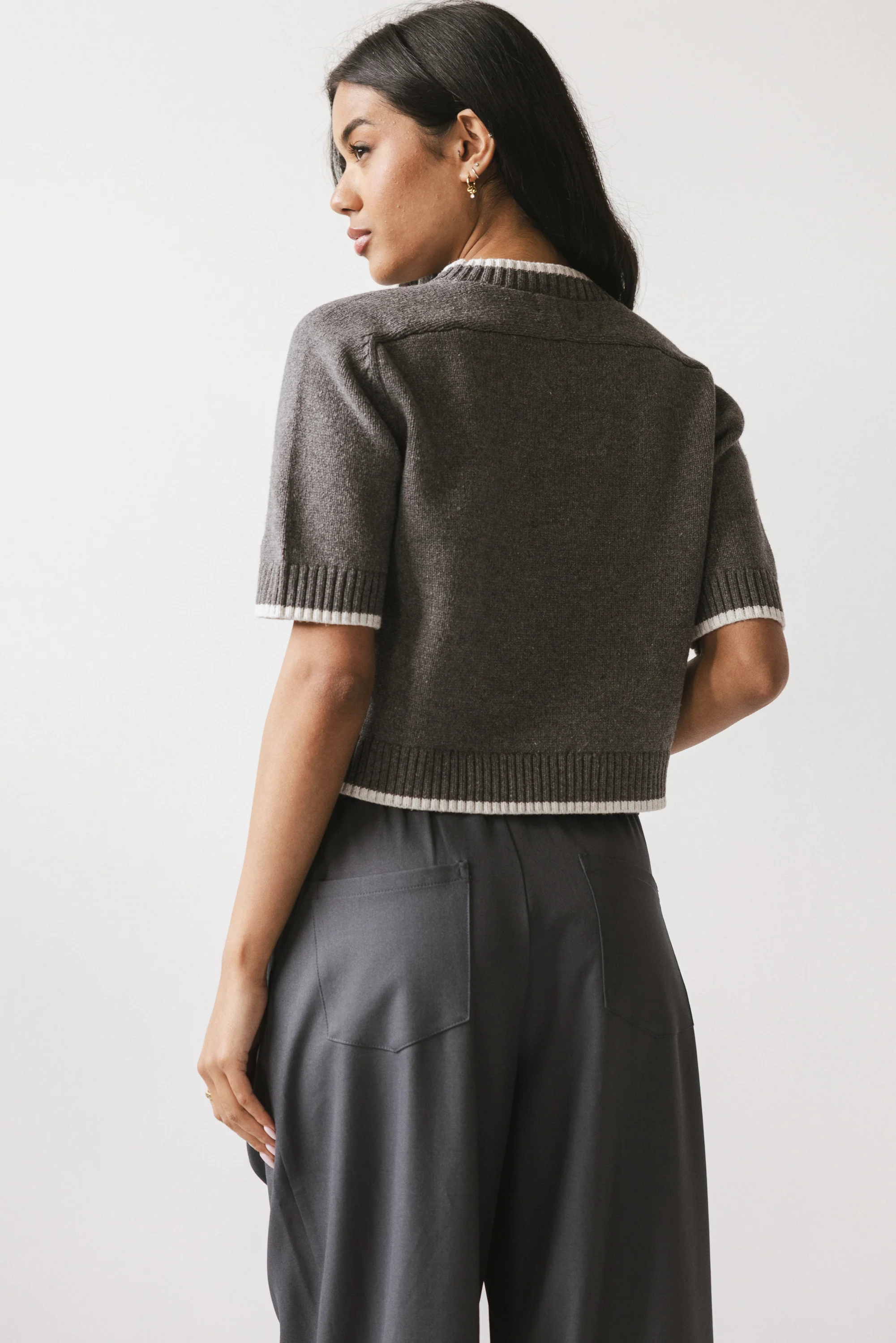 Rumple Contrast Top in Charcoal - FINAL SALE - Image 9