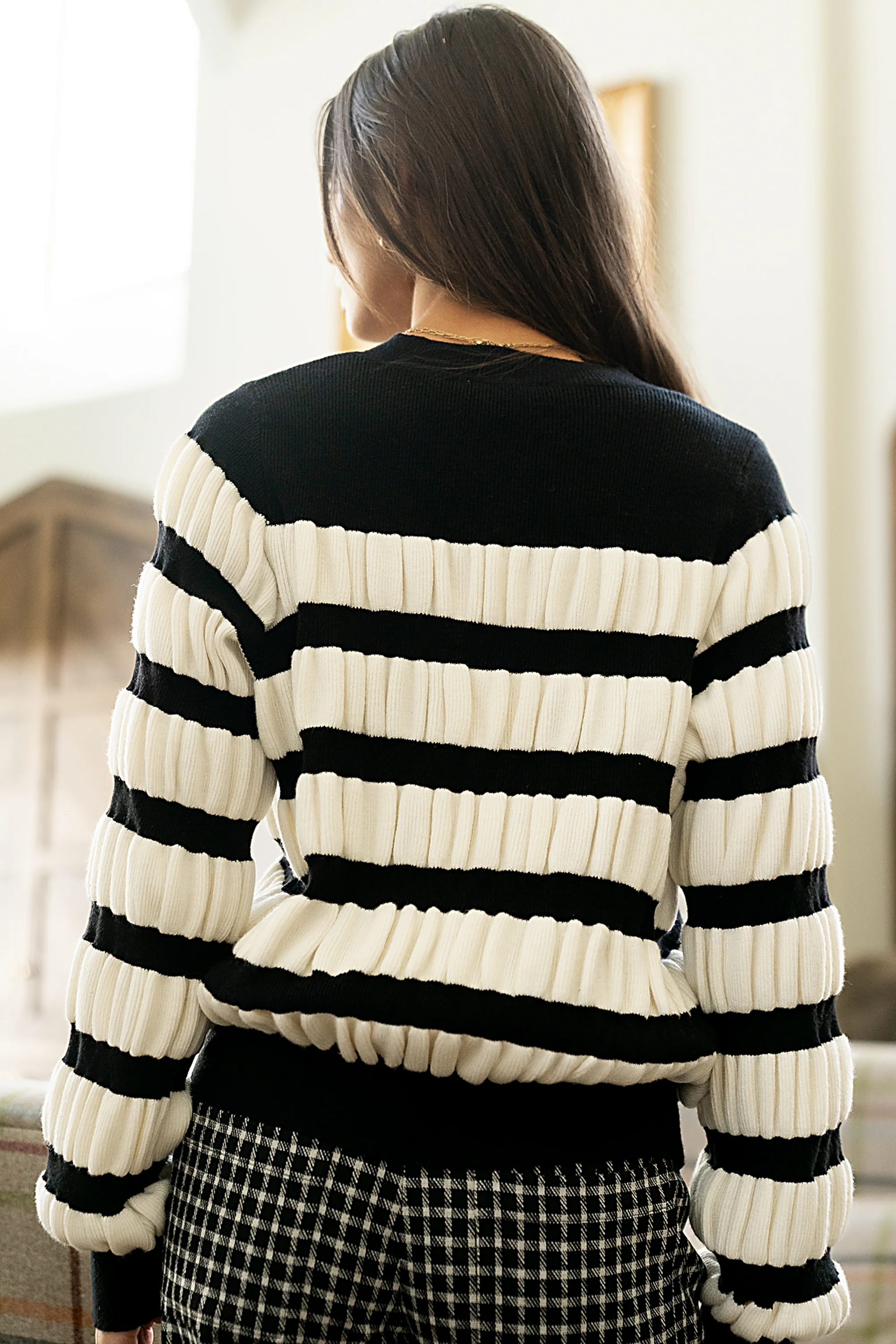 Sariana Contrast Sweater - FINAL SALE - Image 3