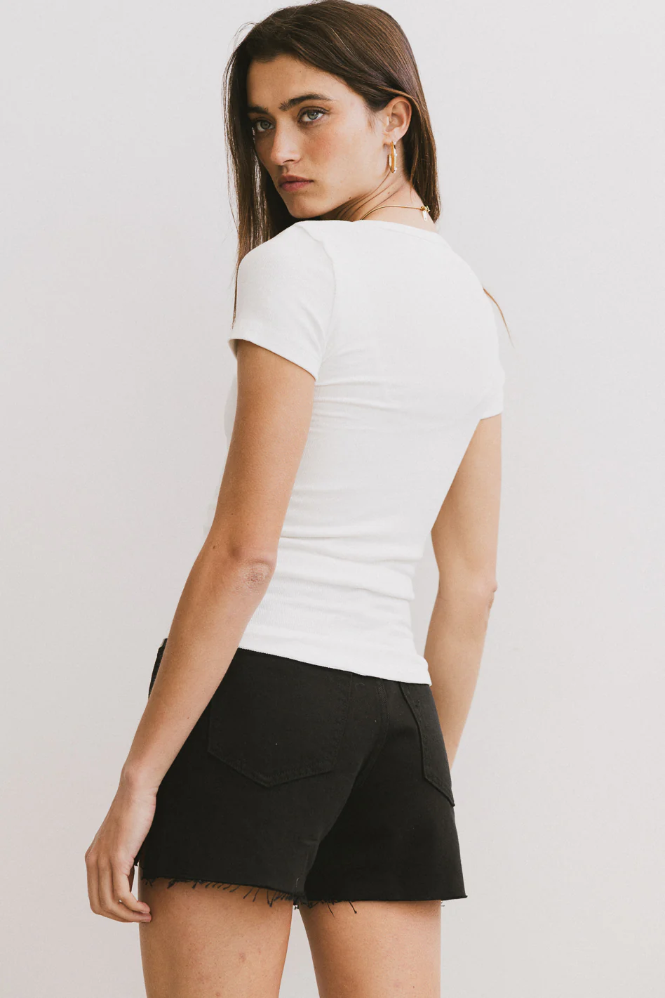 Serena Henley Top in White - FINAL SALE - Image 4