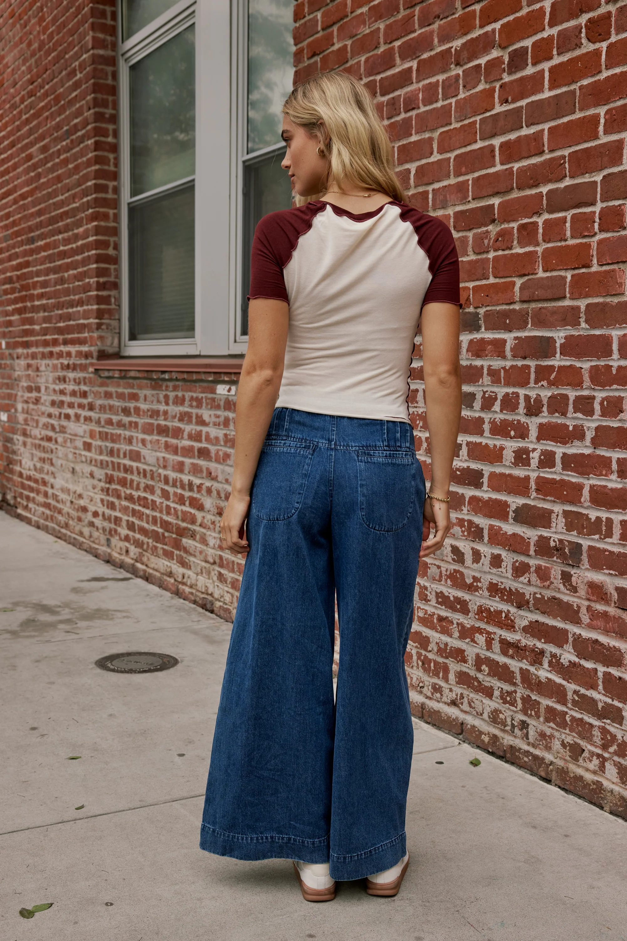 Serra Contrast Top in Burgundy - FINAL SALE - Image 10