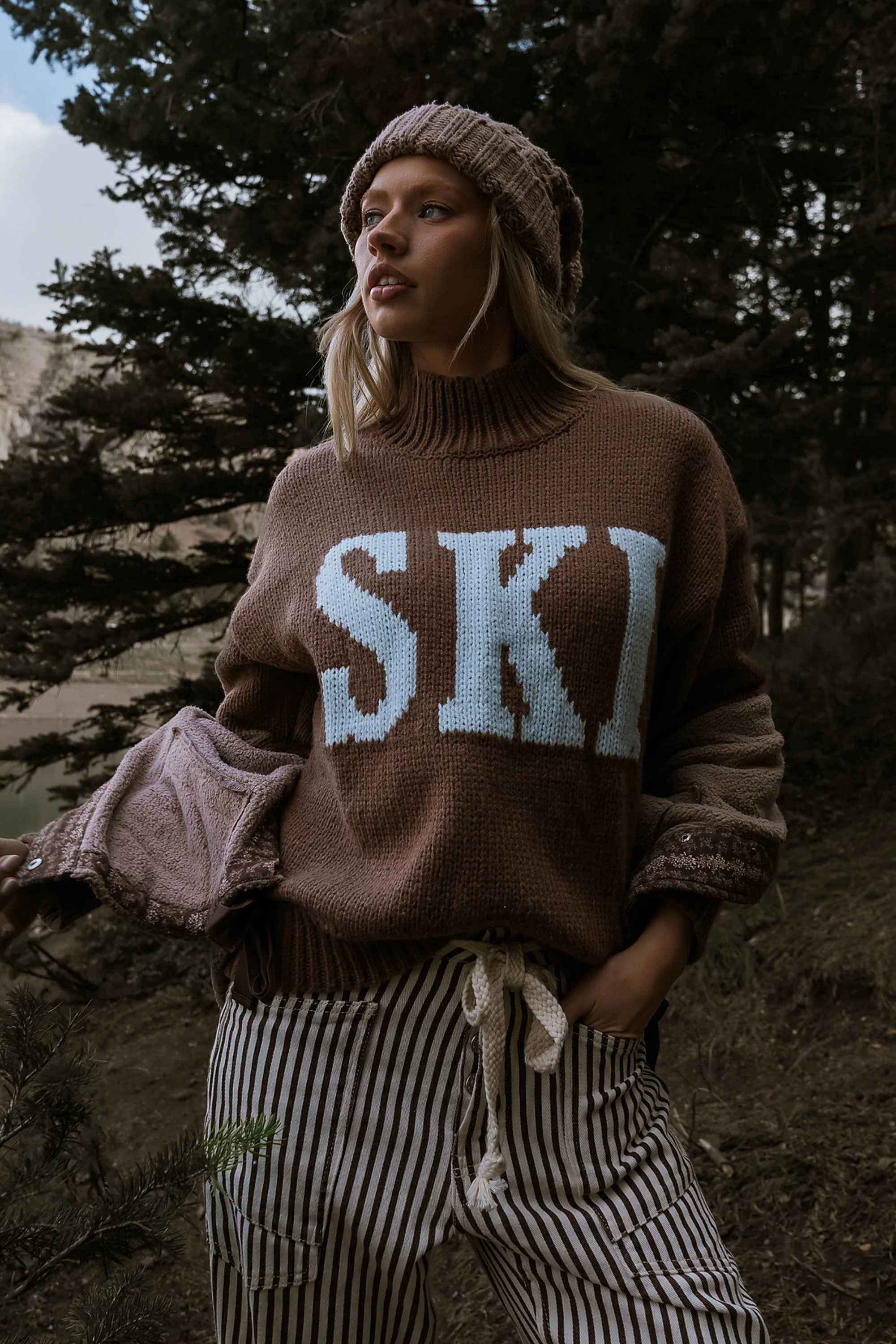 Ski Knit Sweater in Brown - FINAL SALE - Image 3