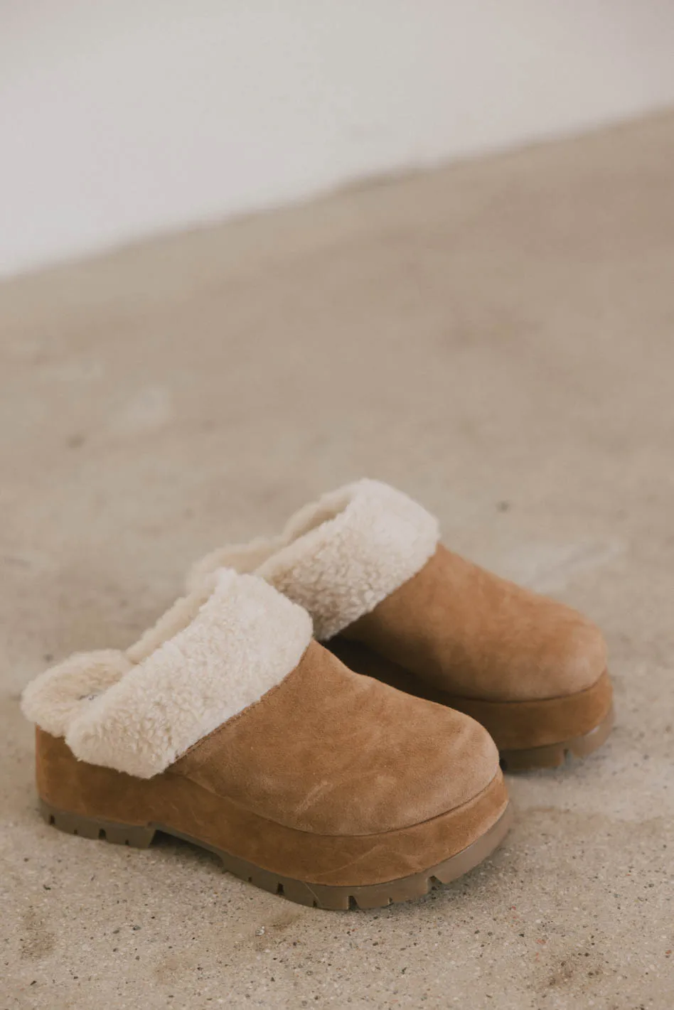 Steve Madden Juney Platform Clogs - FINAL SALE - Image 3
