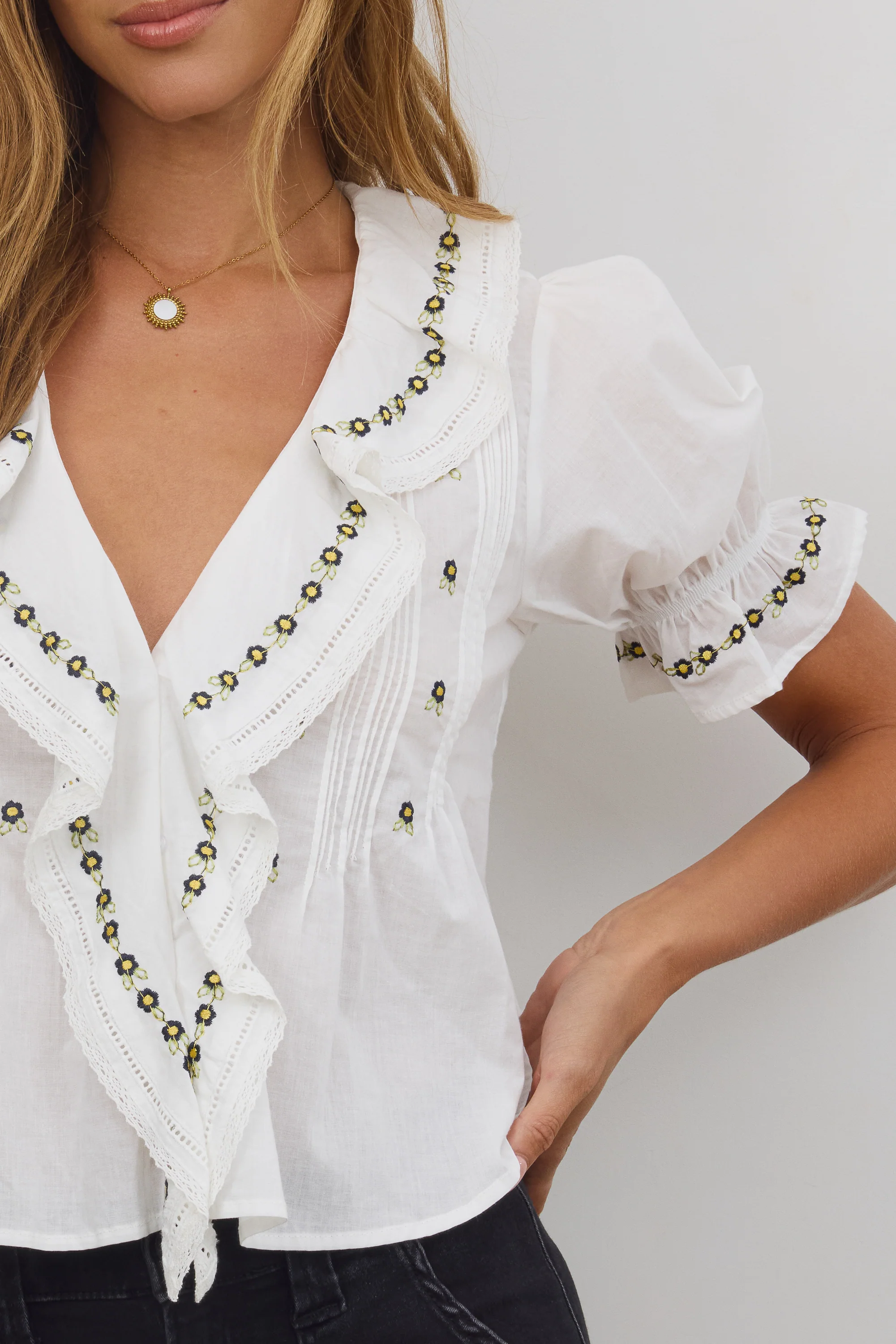 Suzie Embroidered Blouse in Off White - FINAL SALE - Image 3