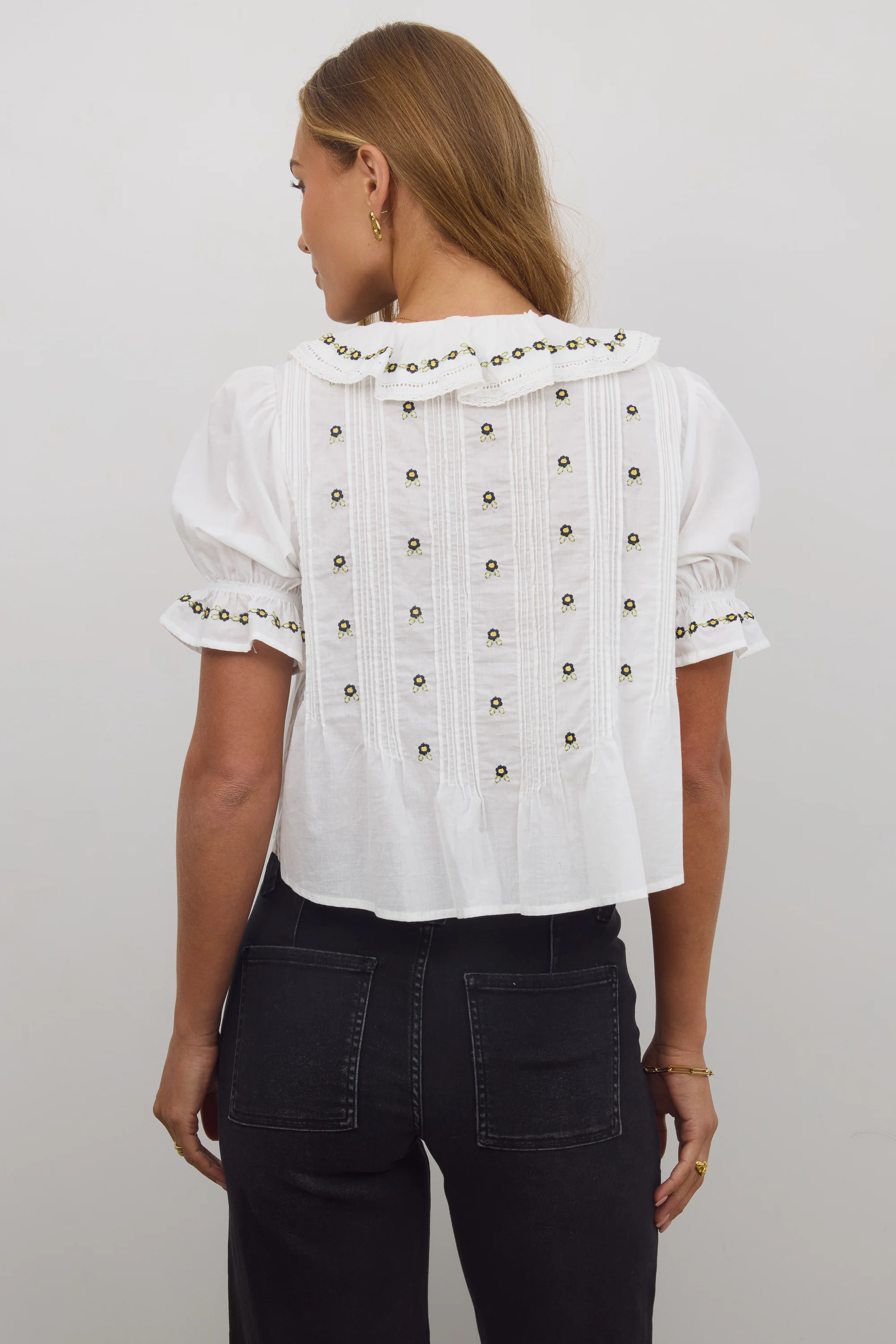 Suzie Embroidered Blouse in Off White - FINAL SALE - Image 5