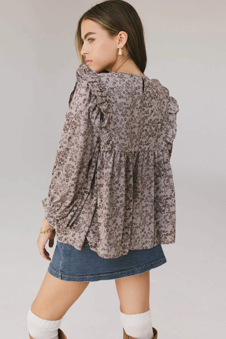 Taya Ditsy Floral Blouse in Grey - FINAL SALE - Image 3