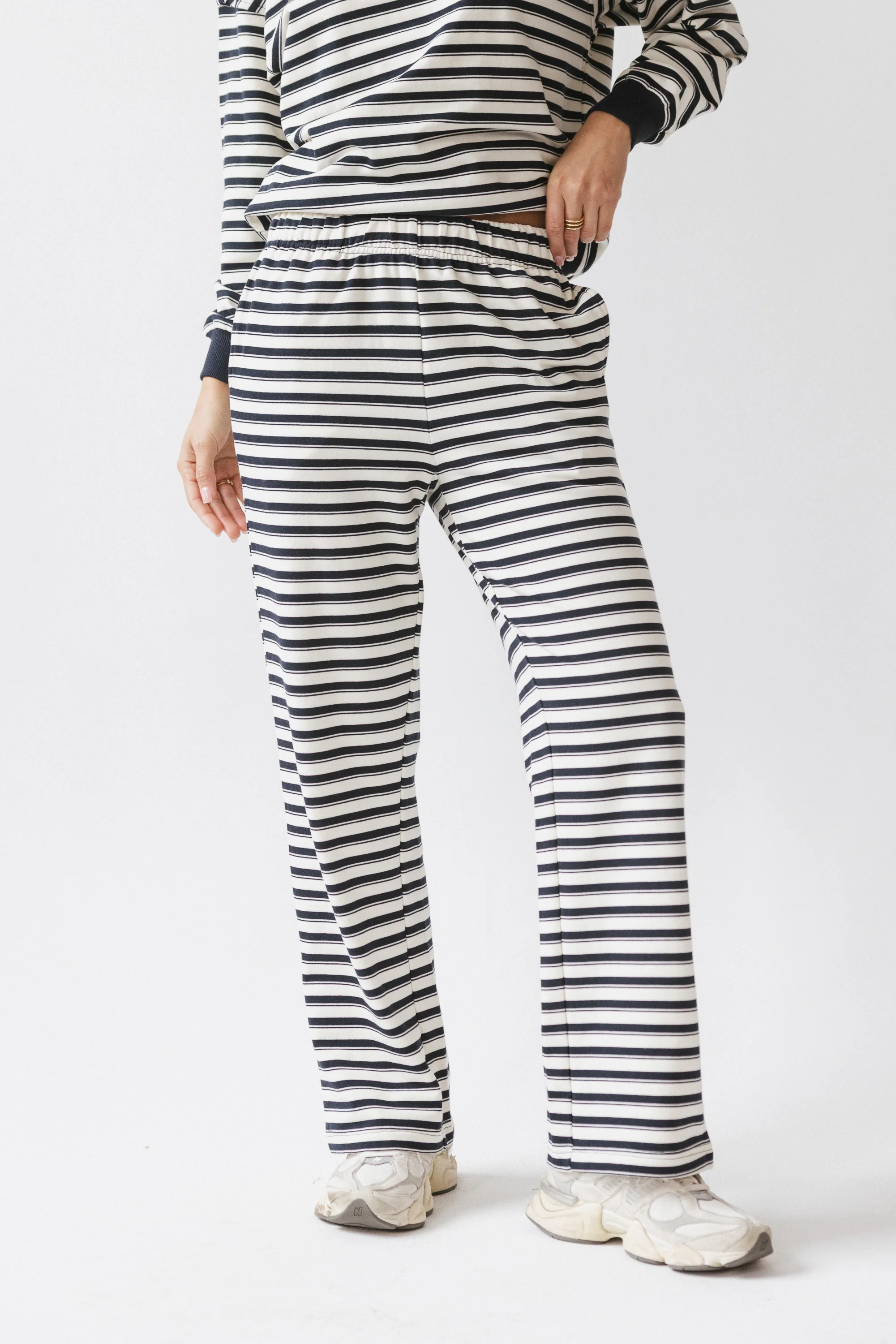 Taya Striped Wide Leg Pants in Navy - FINAL SALE - Image 4
