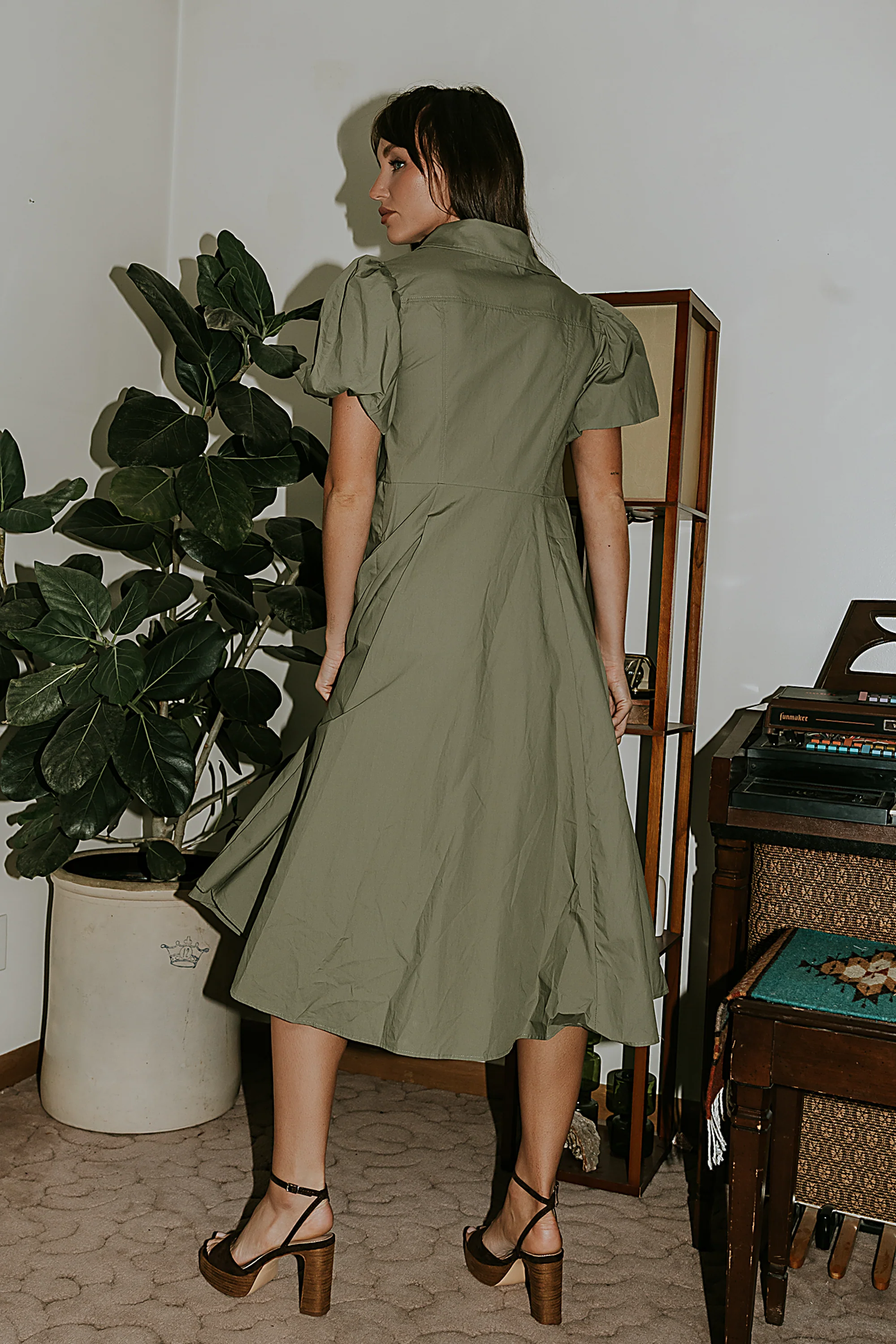 Terry Collared Midi Dress - FINAL SALE - Image 4