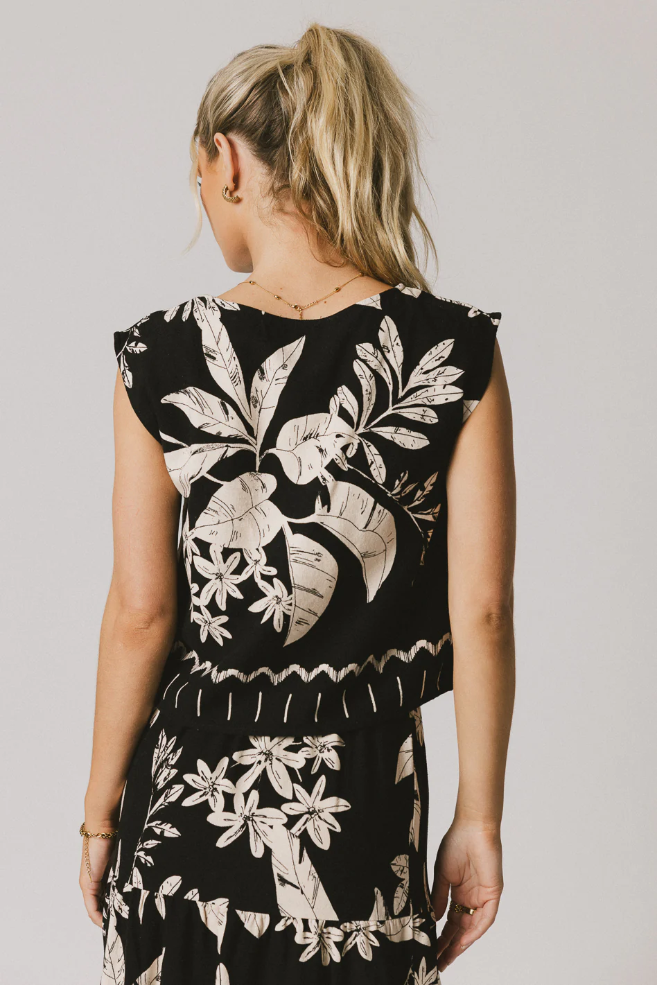 Tikki Abstract Top - FINAL SALE - Image 3