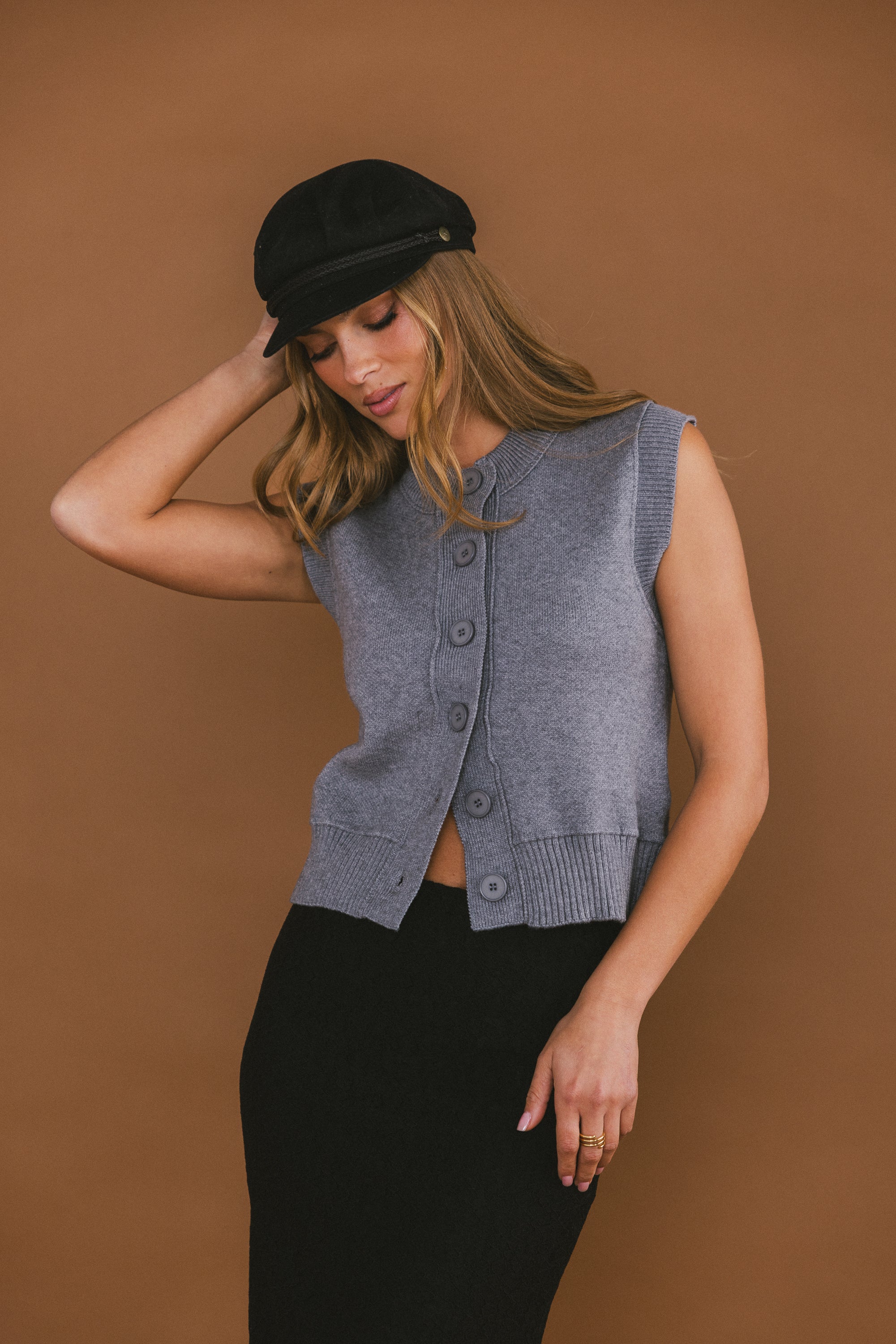 Tori Sweater Vest in Grey - FINAL SALE - Image 5