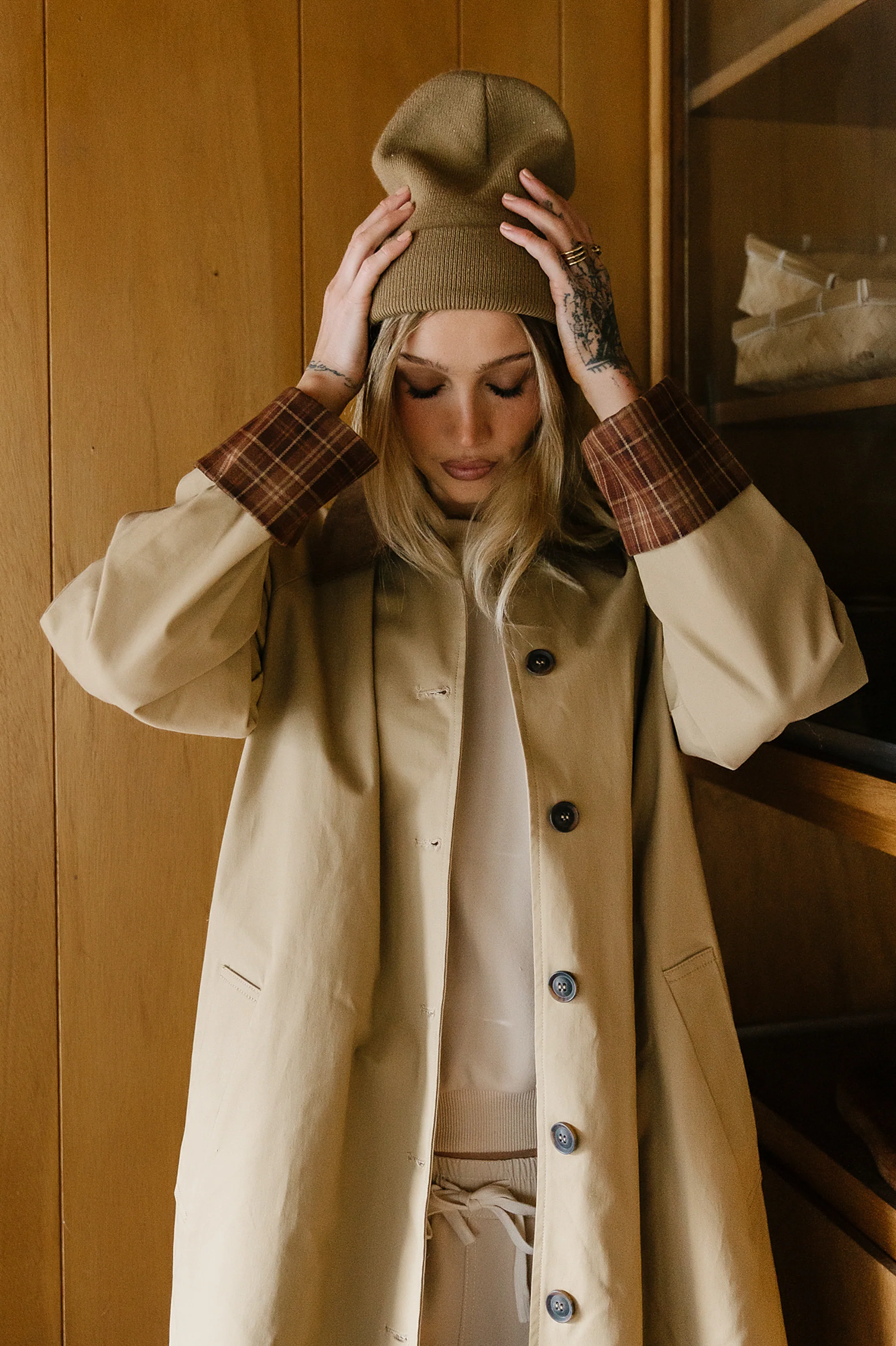 Tulie Contrast Trench Coat - Image 5