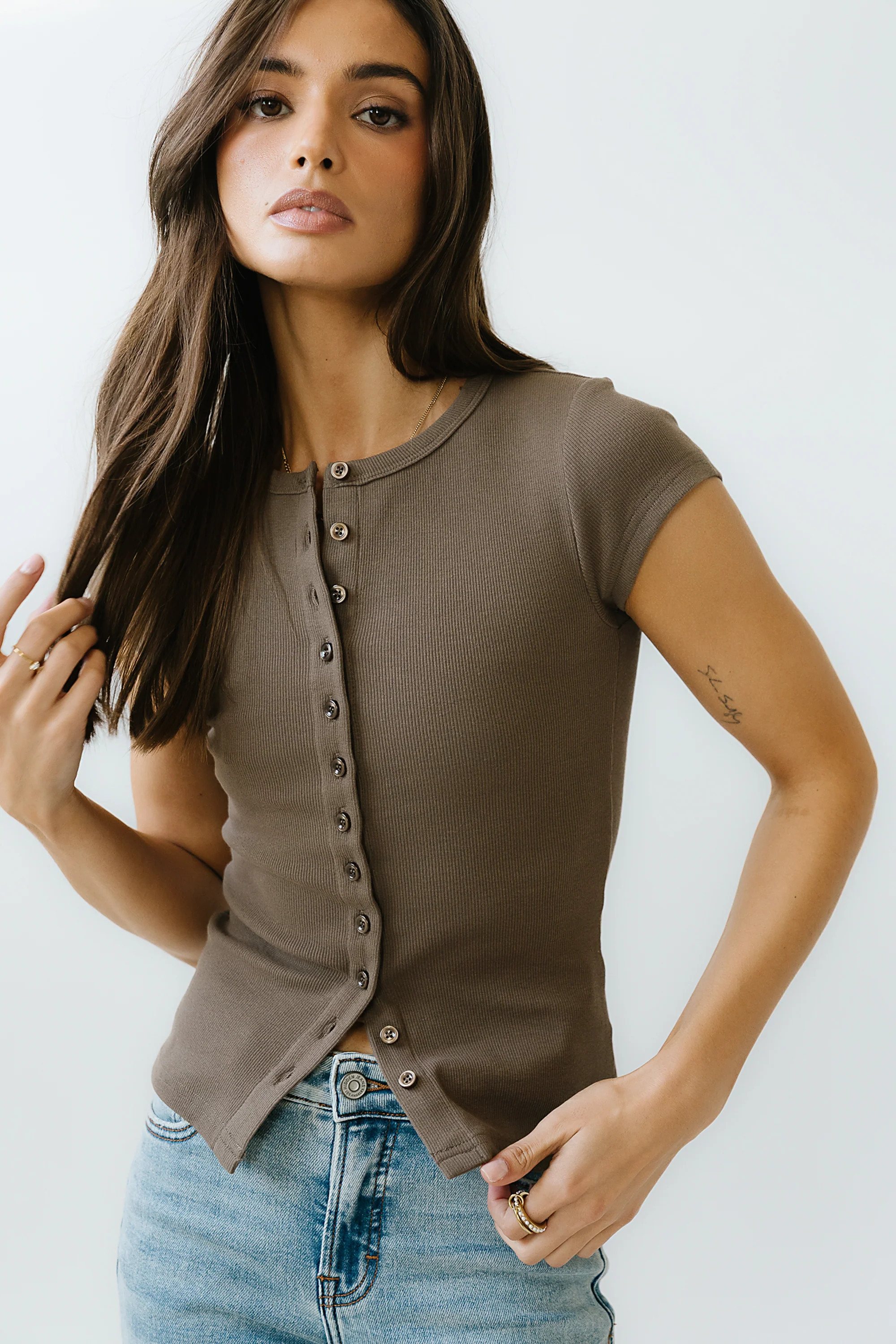 Vestia Button Up Tee in Army Green - Image 3