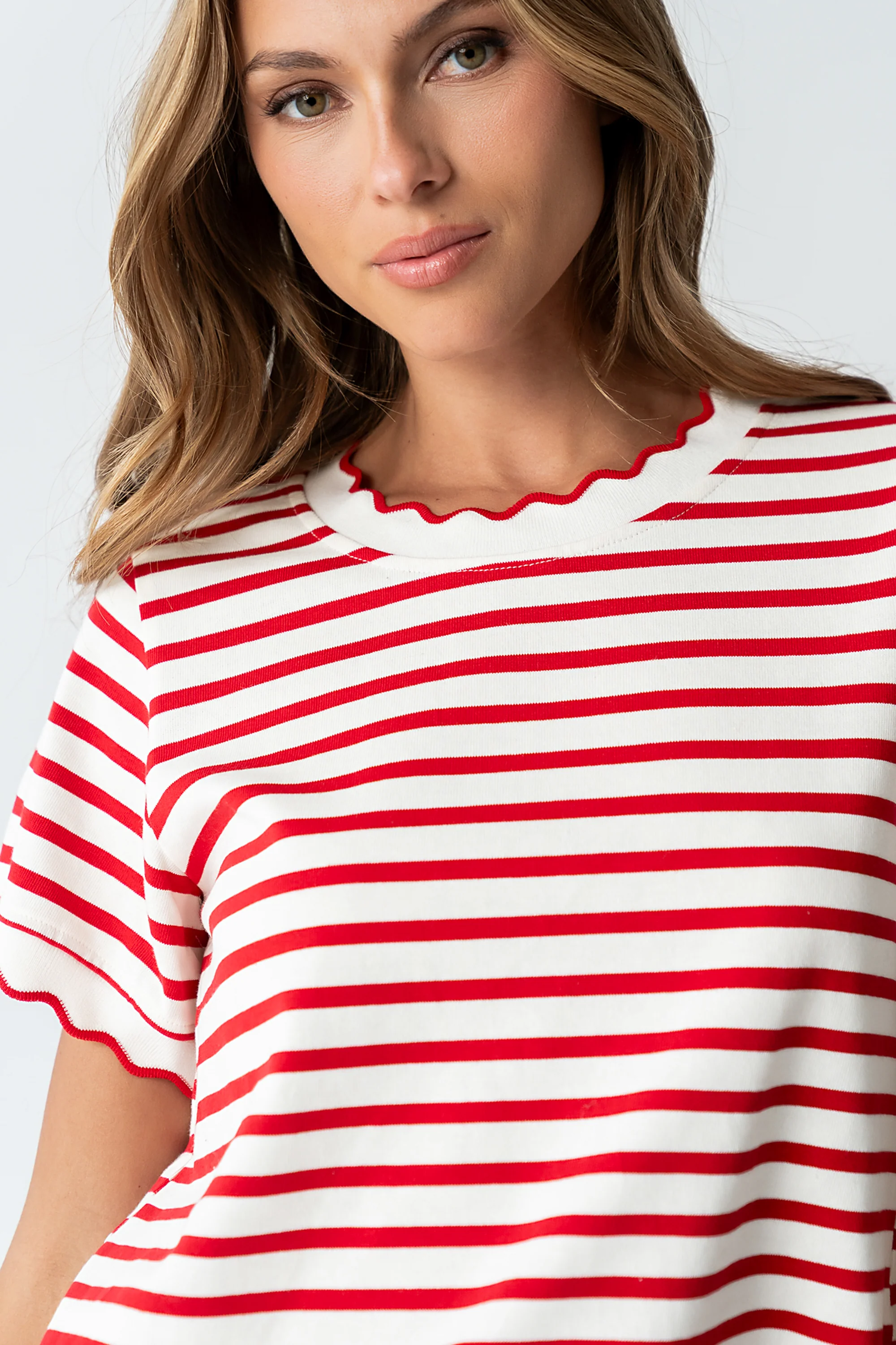 Walker Scalloped Top in Red - FINAL SALE - Image 4