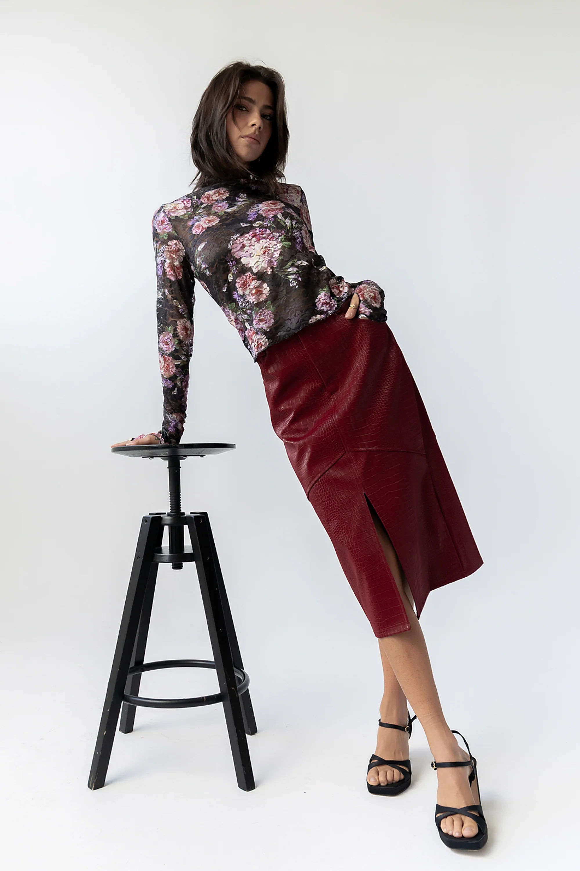 Winnie Floral Crinkle Top in Black - FINAL SALE - Image 5