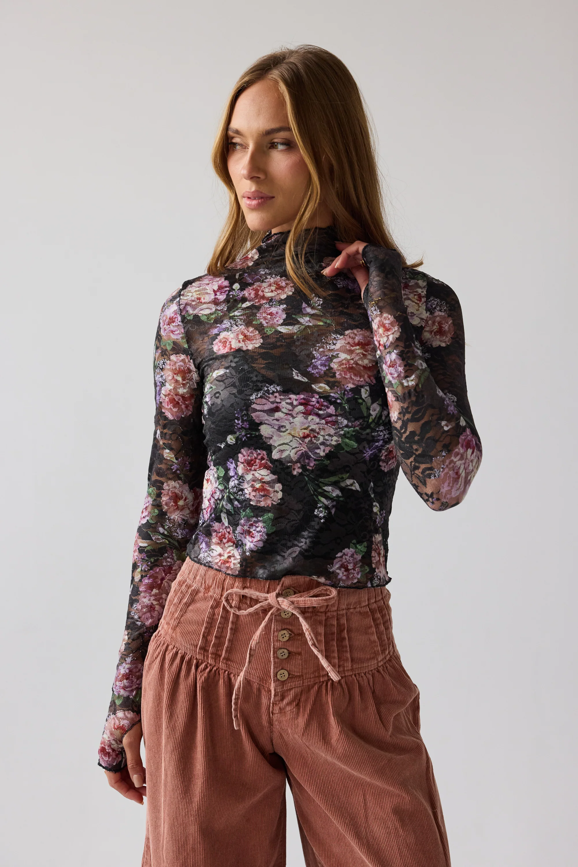 Winnie Floral Crinkle Top in Black - FINAL SALE - Image 6