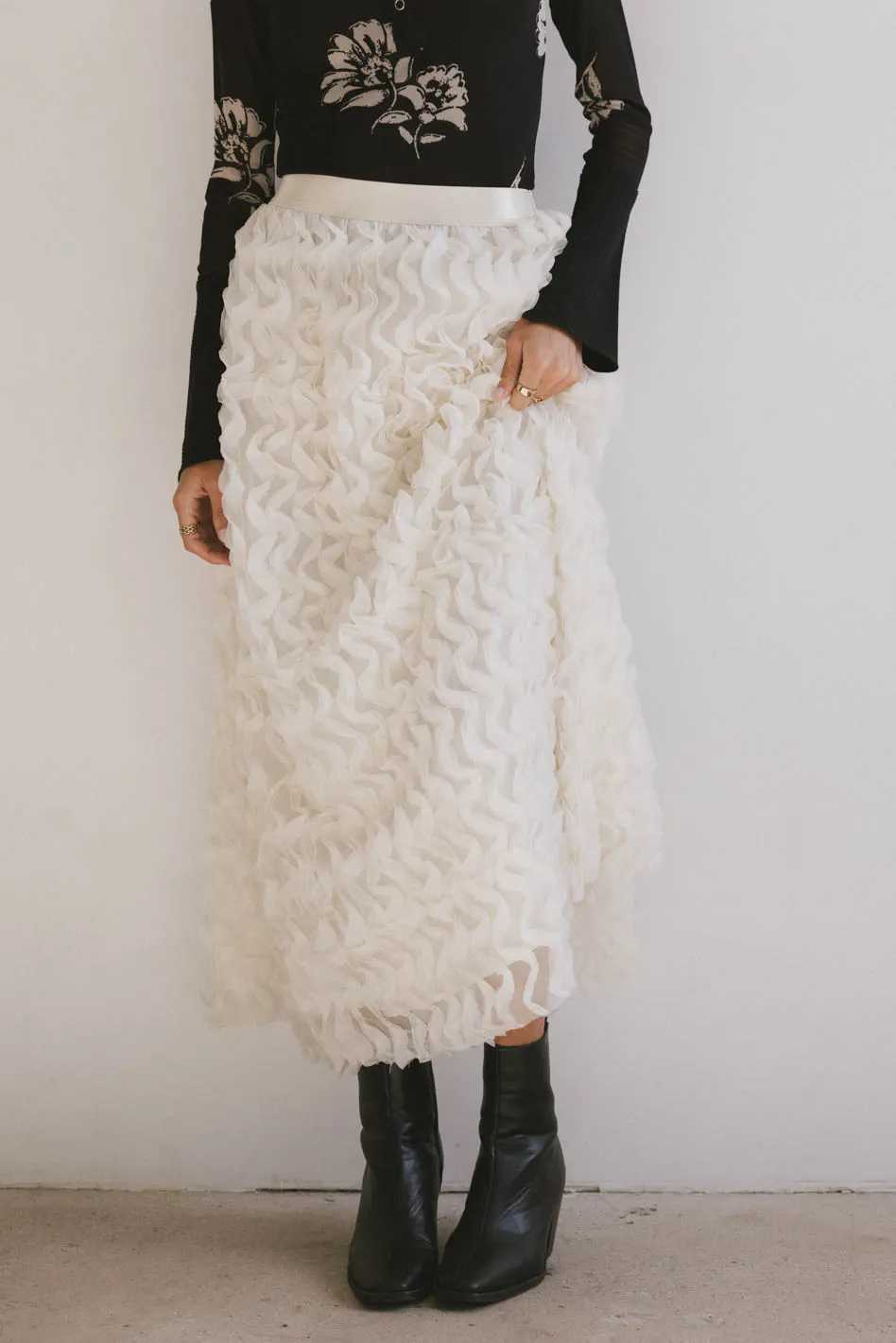 Yani Ruffle Tulle Maxi Skirt in Cream - FINAL SALE - Image 6