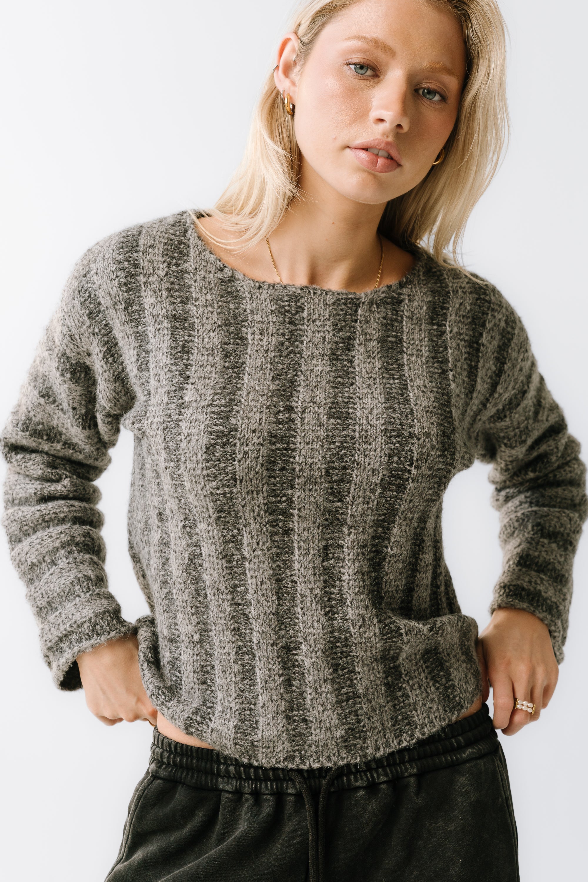 Zamara Ribbed Sweater in Charcoal - FINAL SALE - Image 5