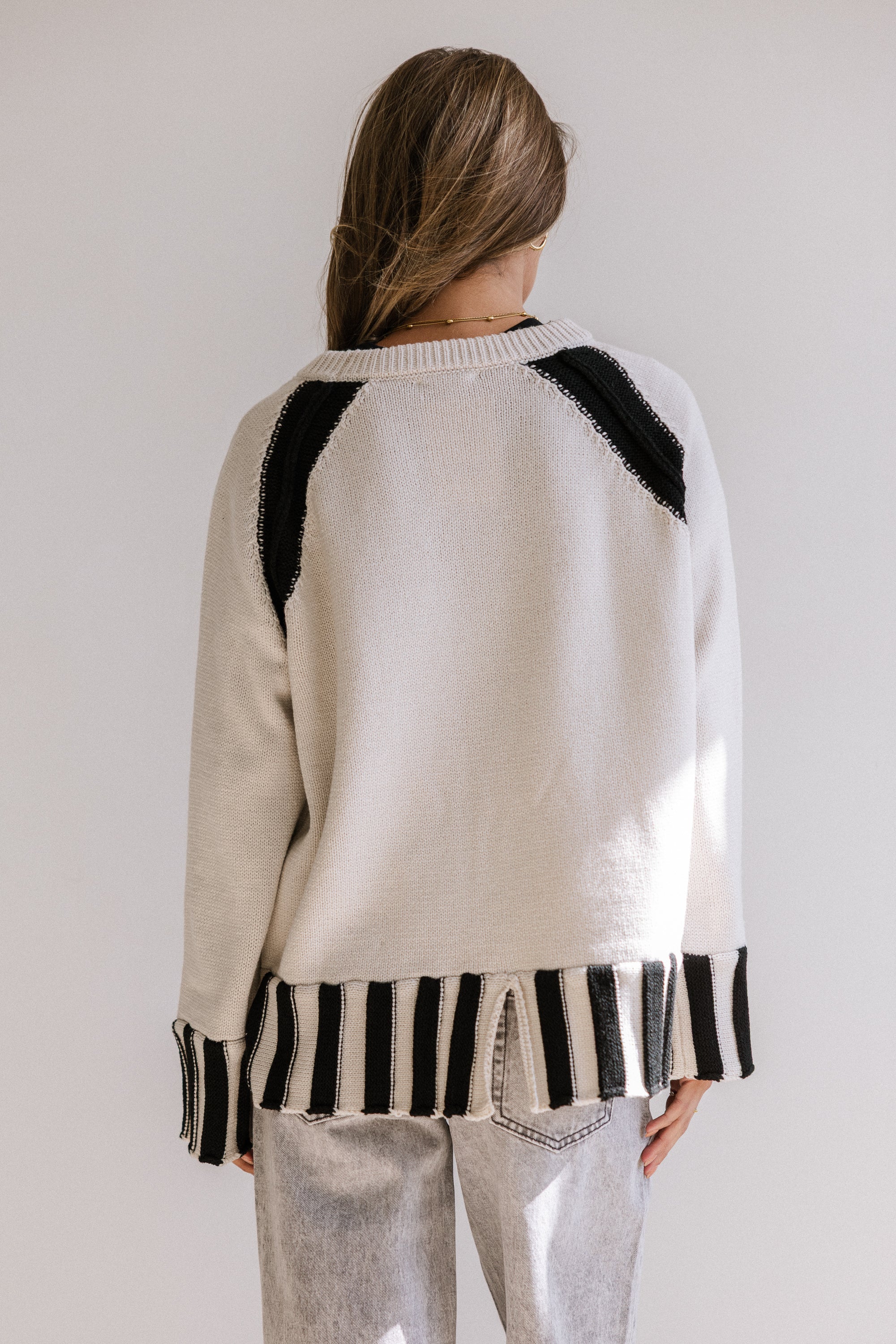 Zoe Oversized Sweater - FINAL SALE - Image 3