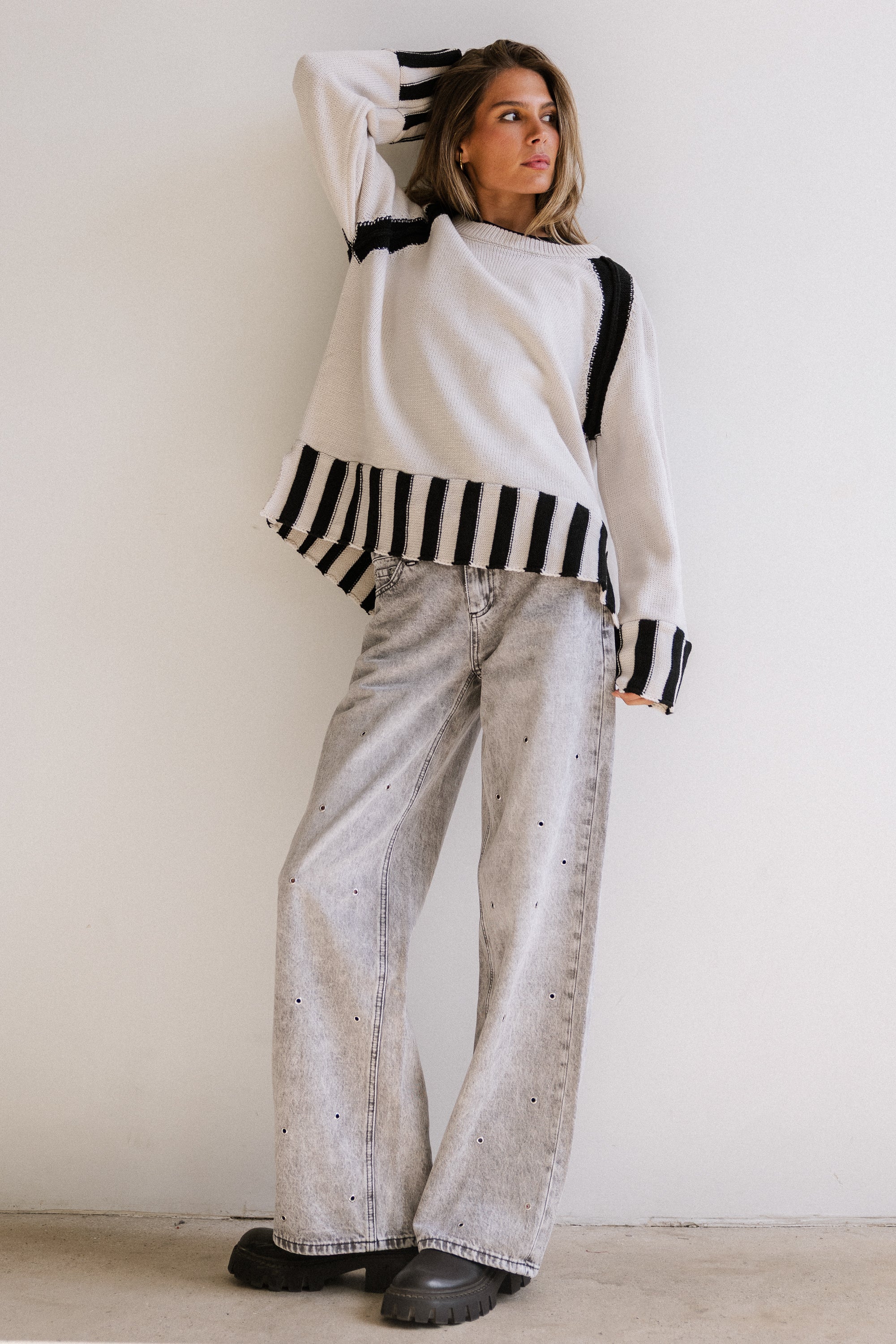 Zoe Oversized Sweater - FINAL SALE - Image 5